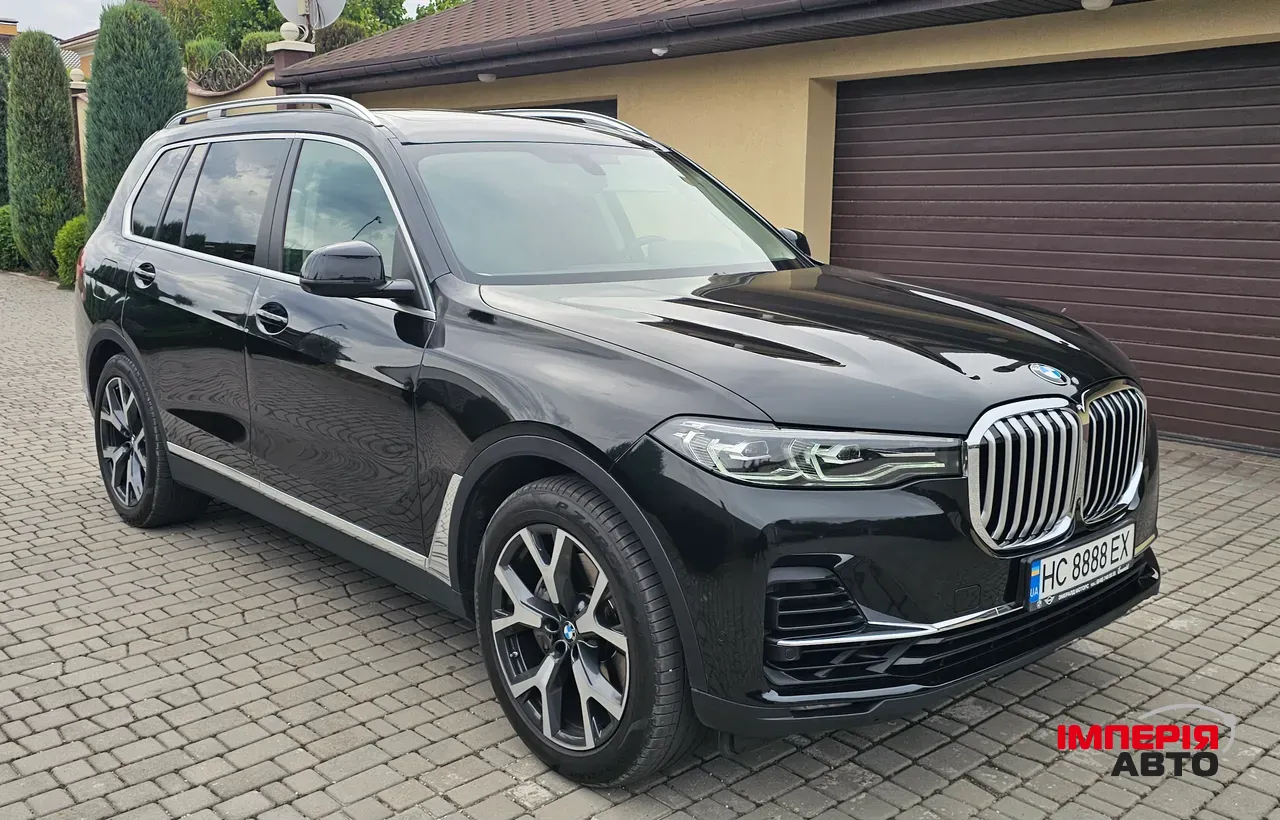 BMW X7 - фото 1