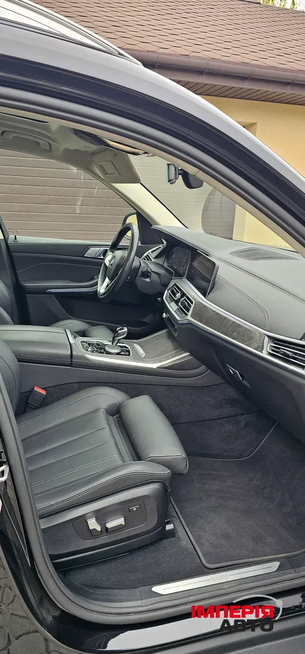 BMW X7 - фото 7