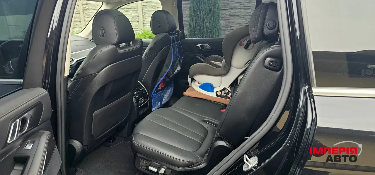 BMW X7 - фото 9