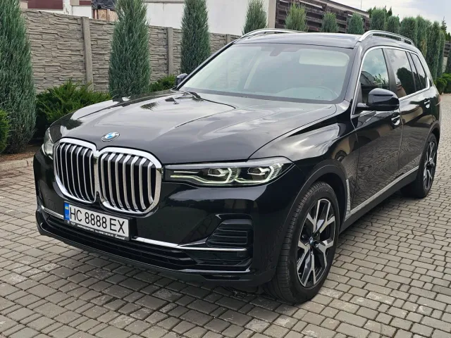 BMW X7 - фото 2