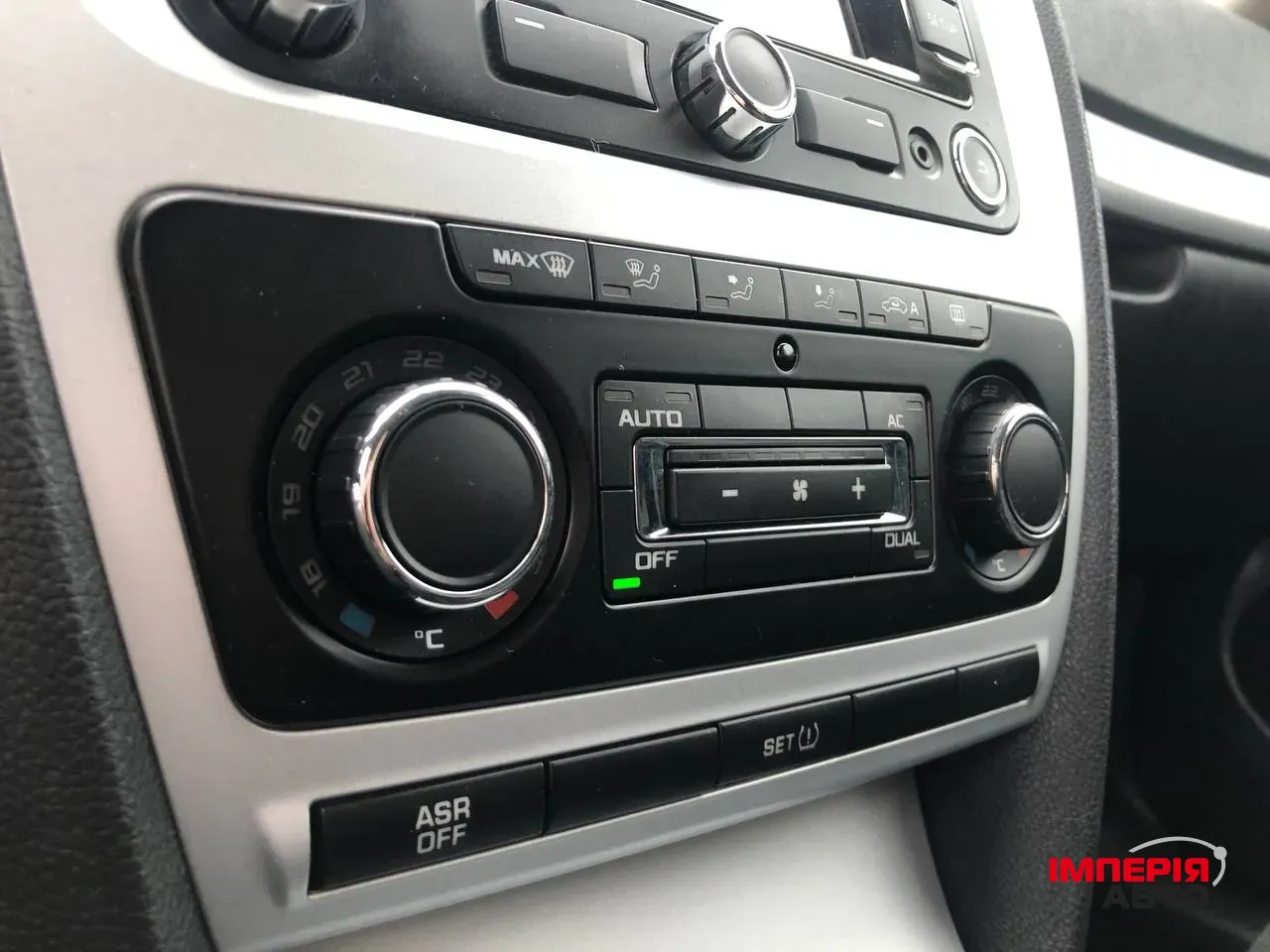 Skoda Octavia - фото 27