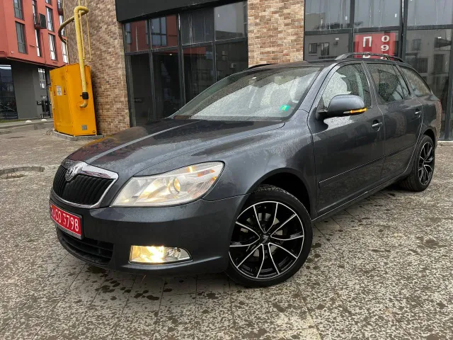 Skoda Octavia - фото 2
