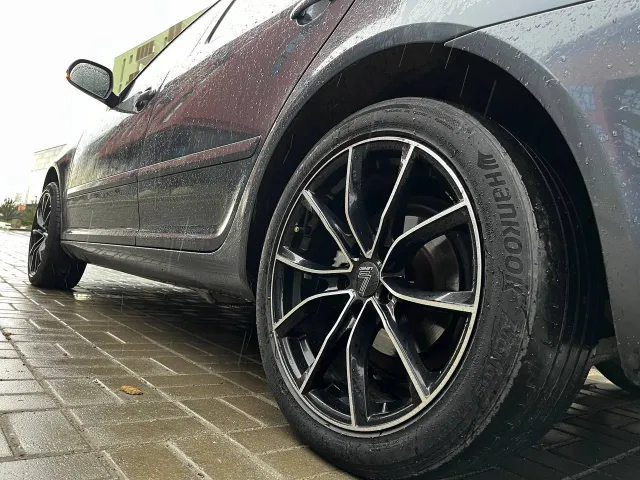 Skoda Octavia - фото 5