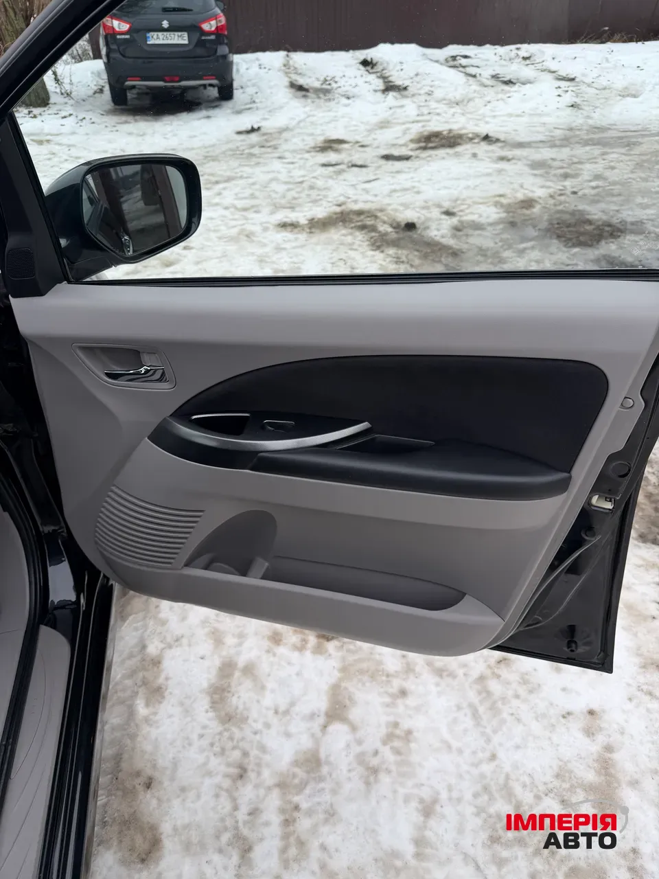 Mitsubishi Grandis - фото 19