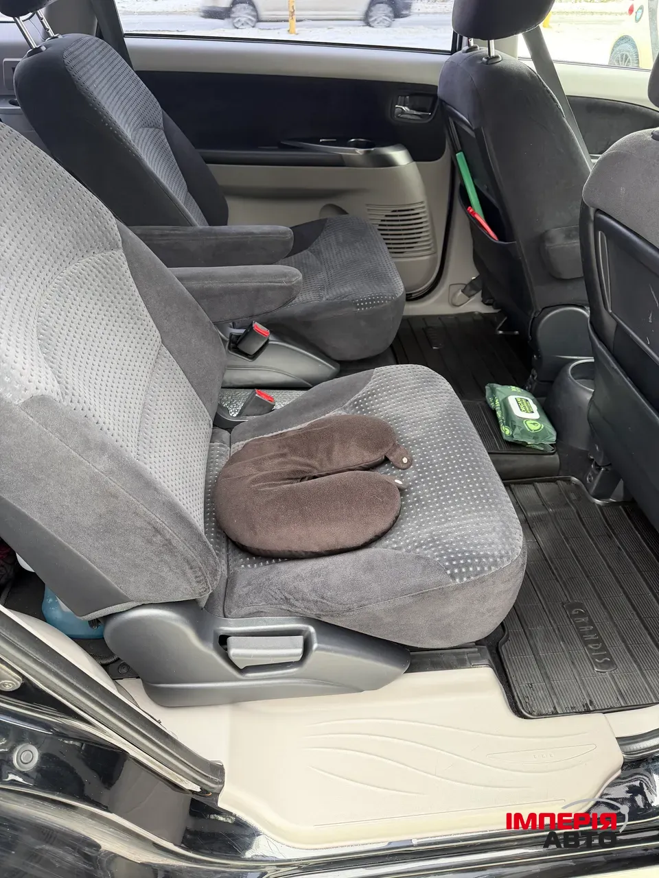 Mitsubishi Grandis - фото 18