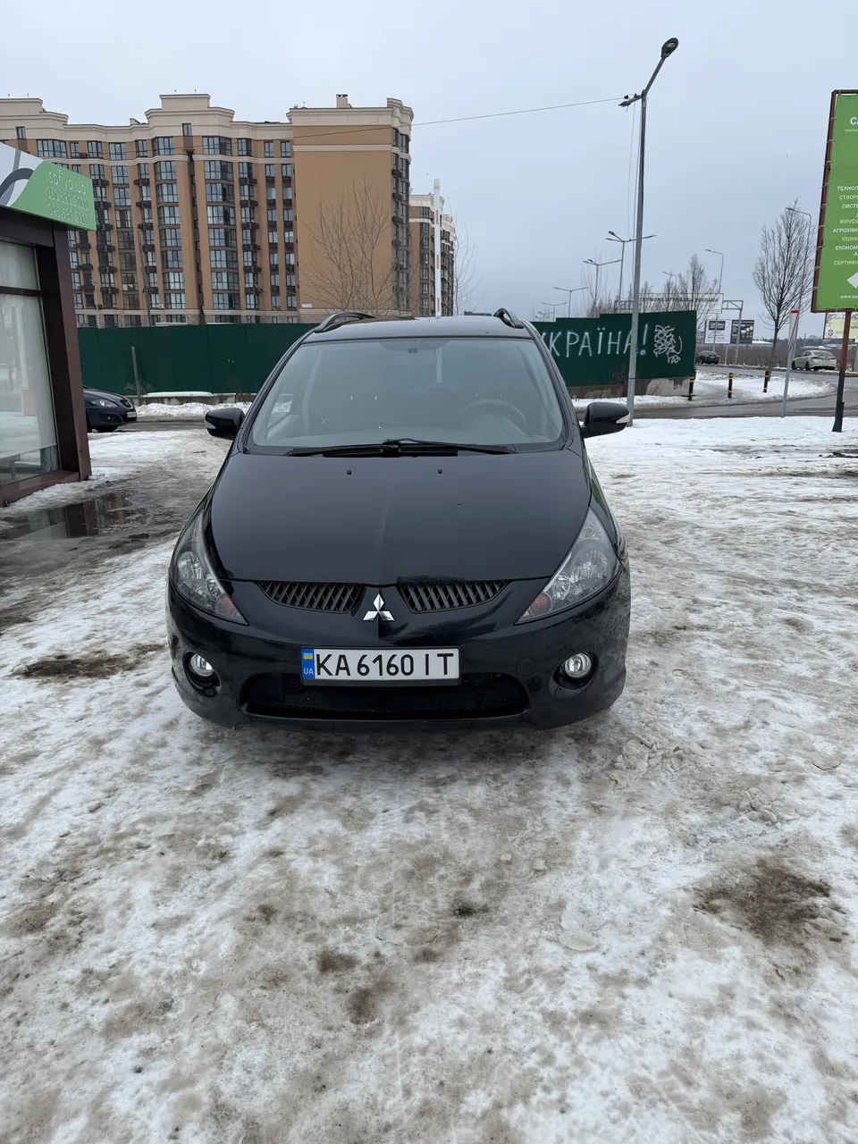 Mitsubishi Grandis - фото 1