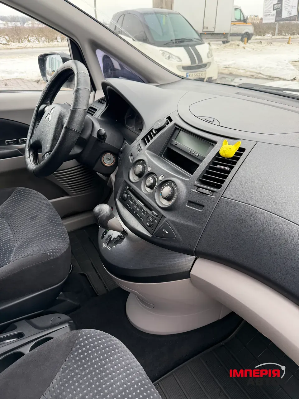 Mitsubishi Grandis - фото 21