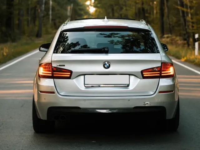BMW 5 серії - фото 4