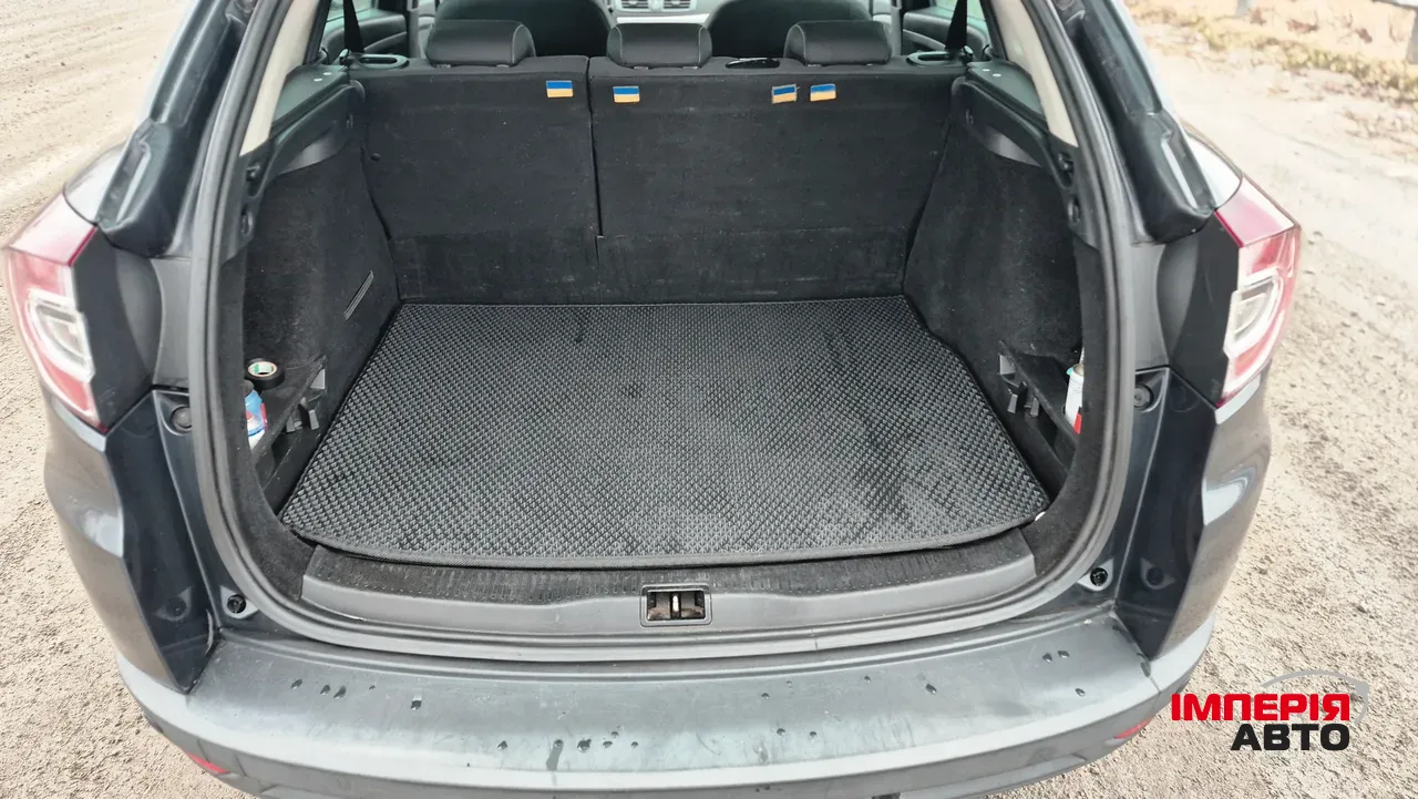 Renault Megane - фото 13