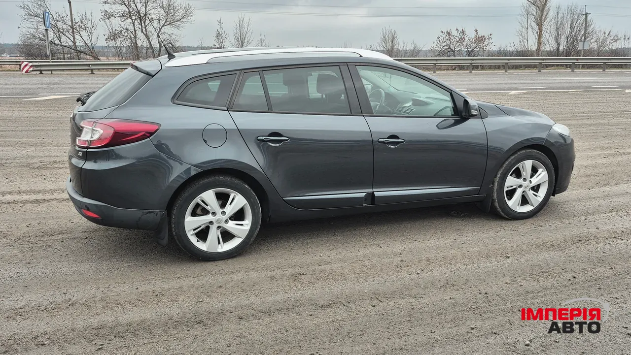 Renault Megane - фото 5