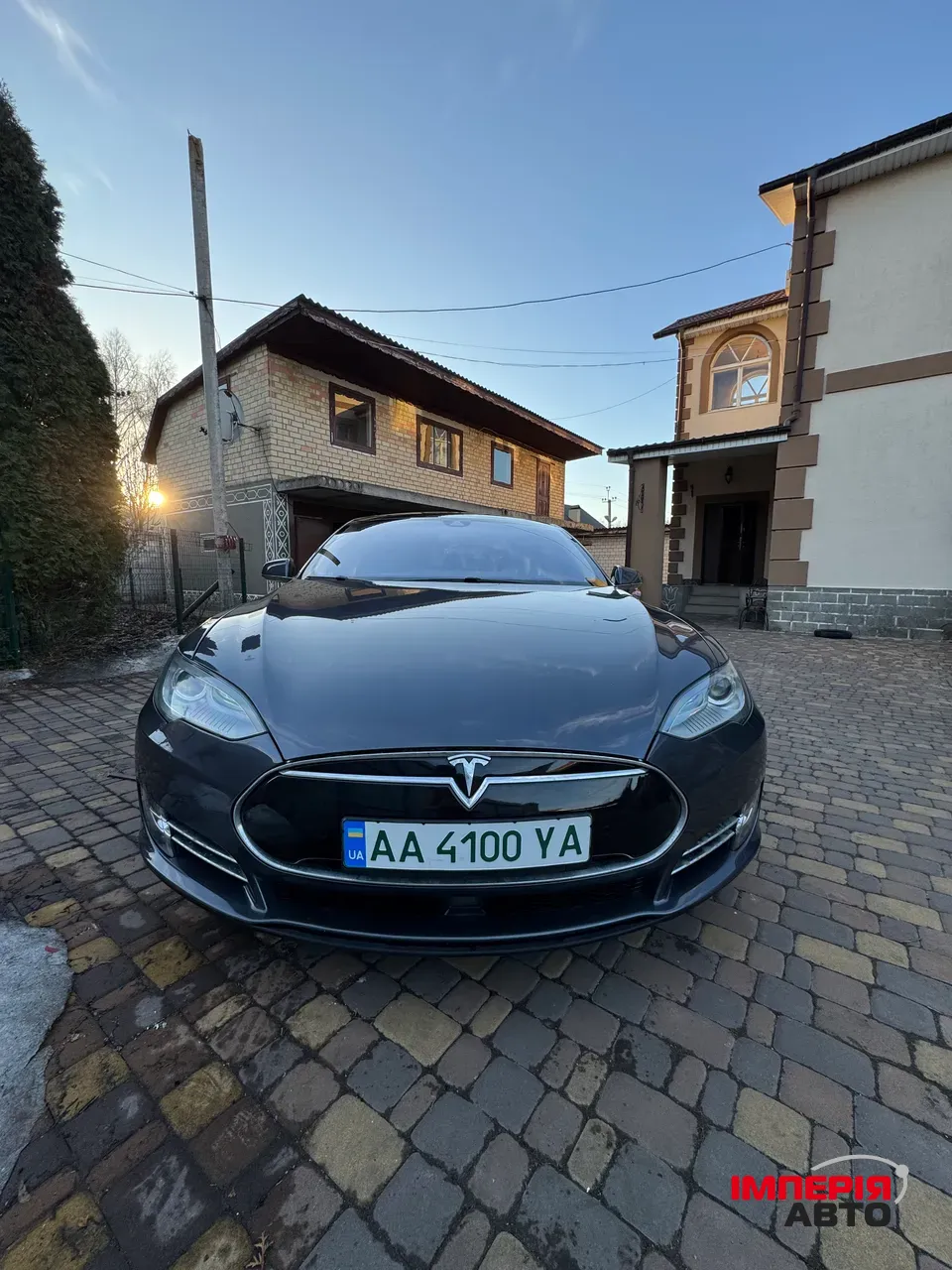 Tesla Model S - фото 7