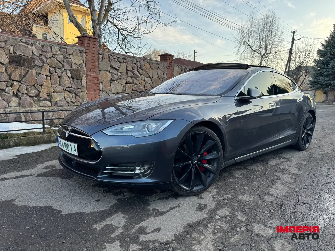 Tesla Model S - фото 9