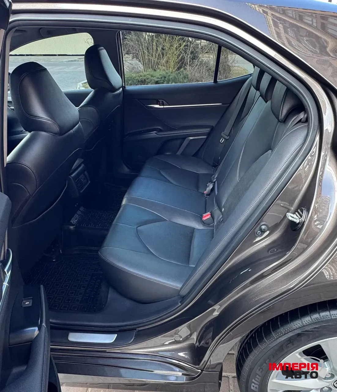 Toyota Camry - фото 8