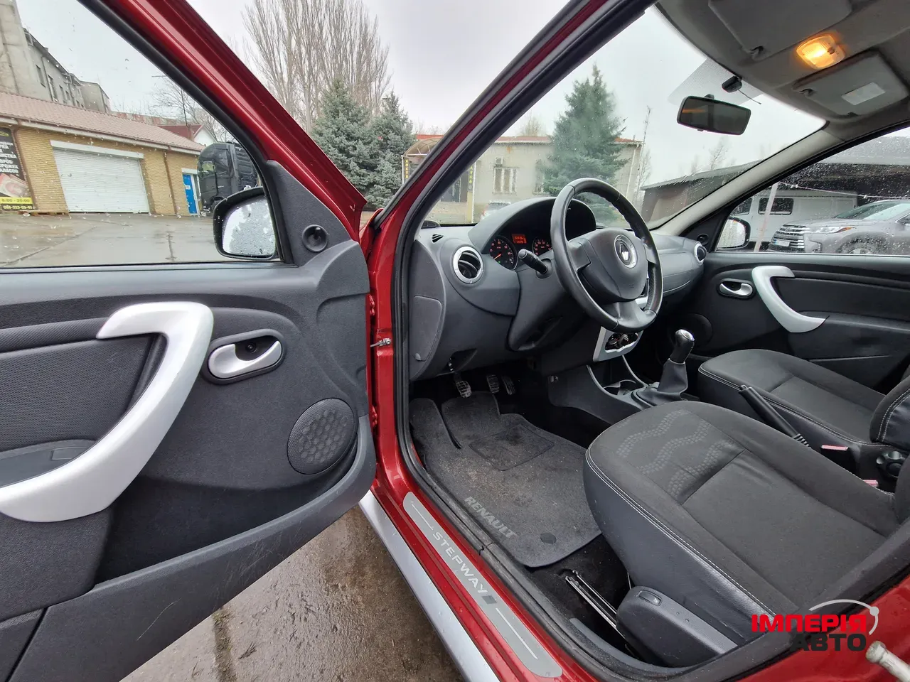 Renault Sandero - фото 11