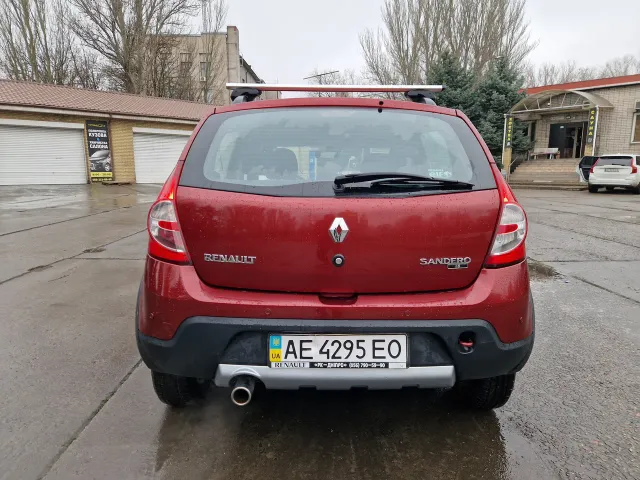 Renault Sandero - фото 5