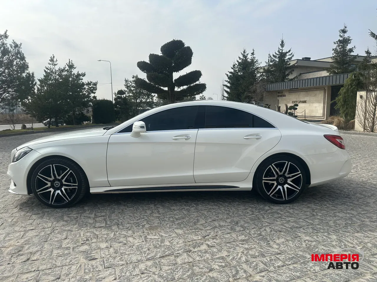 Mercedes-Benz CLS - фото 4