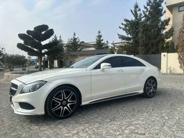 Mercedes-Benz CLS - фото 3