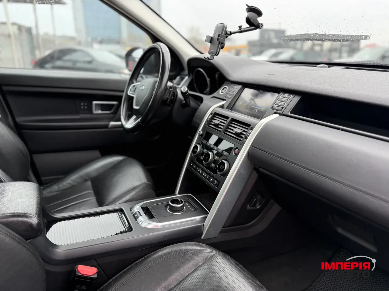 Land Rover Discovery Sport - фото 9