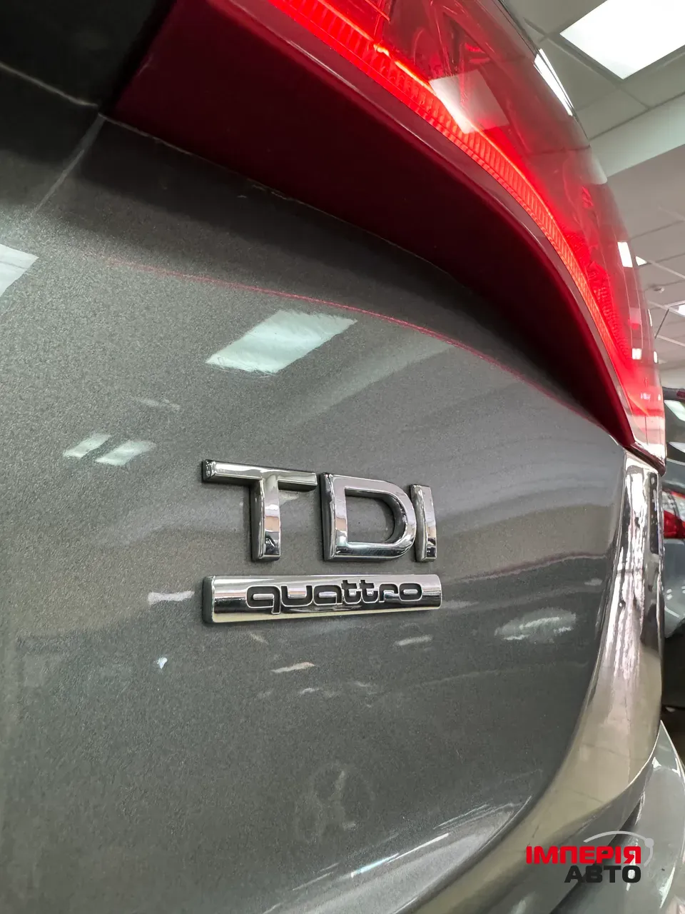 Audi Q7 - фото 3