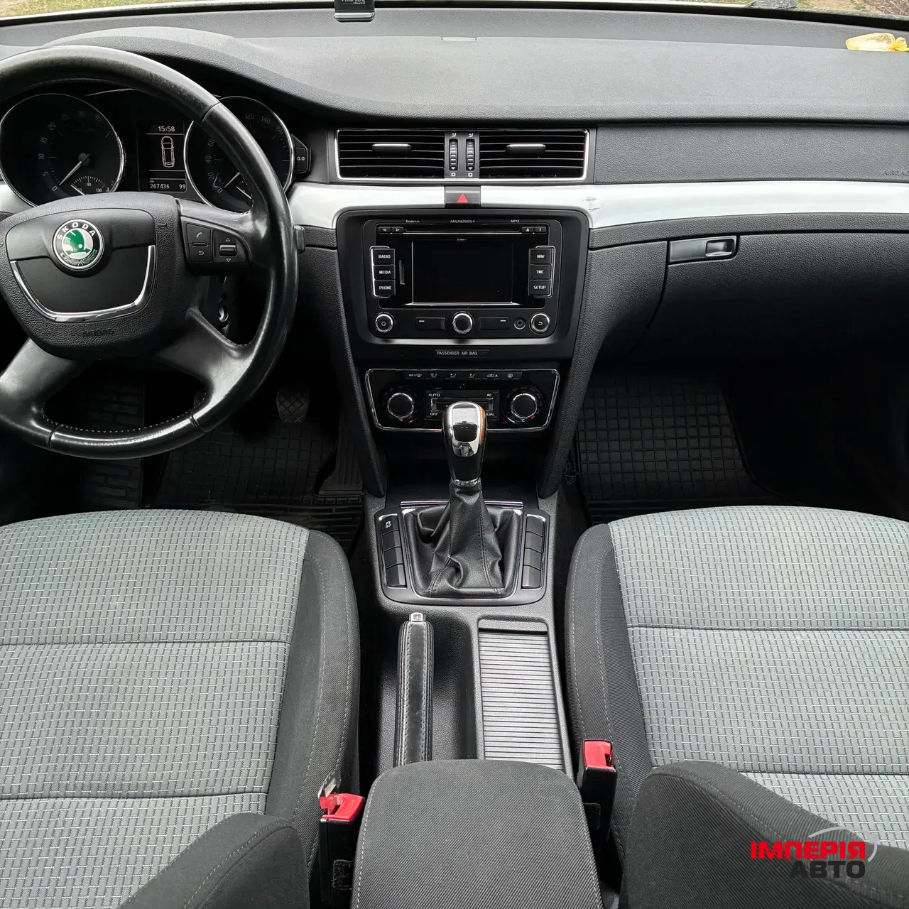 Skoda Superb - фото 8