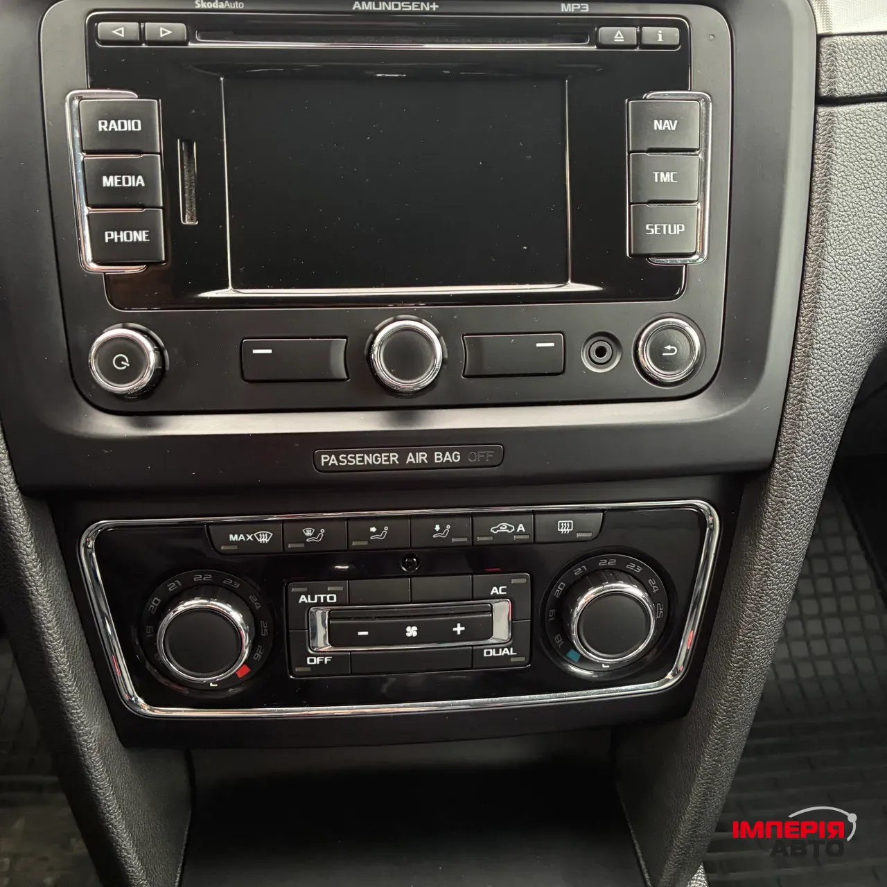 Skoda Superb - фото 9