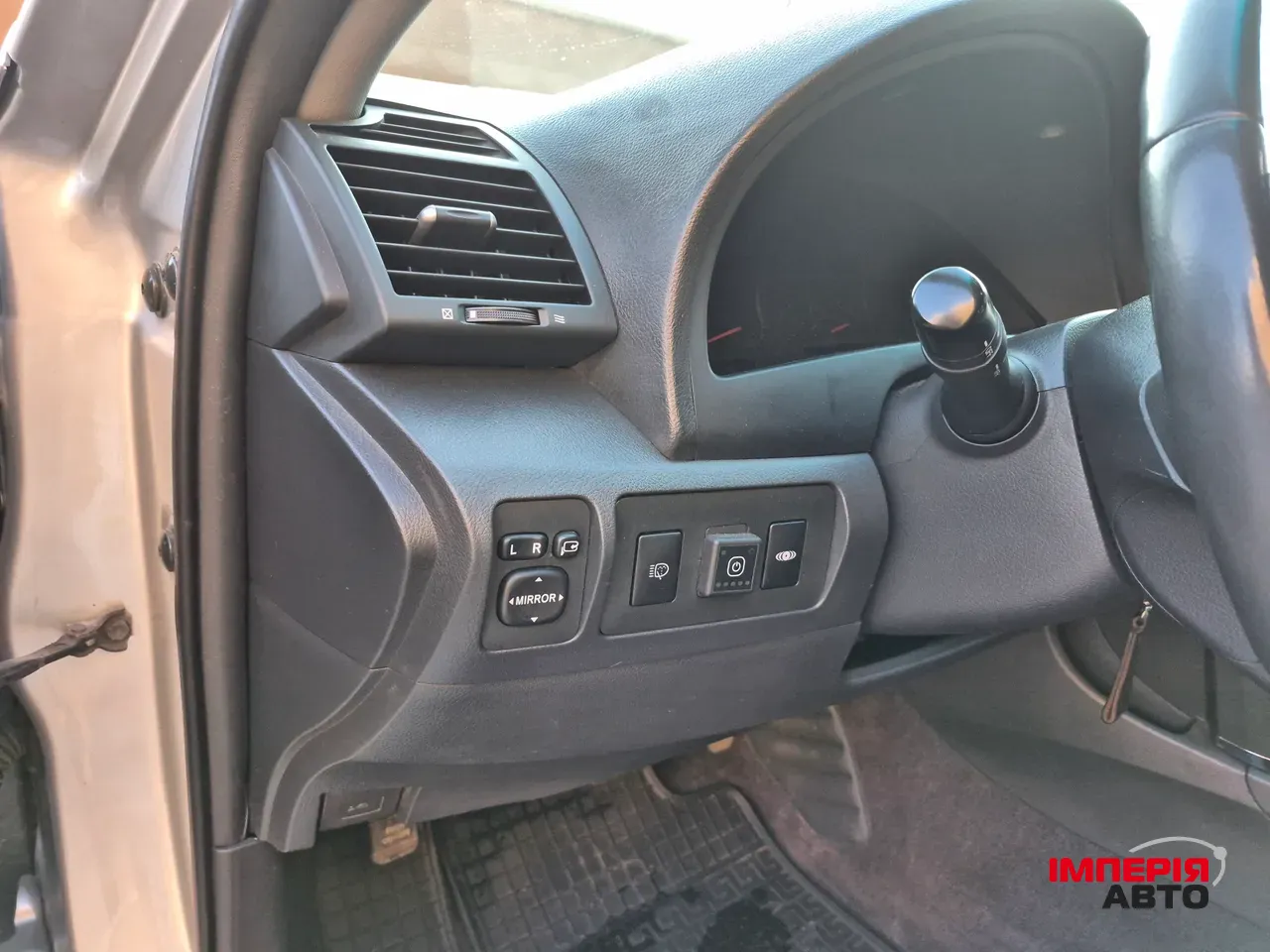 Toyota Camry - фото 18