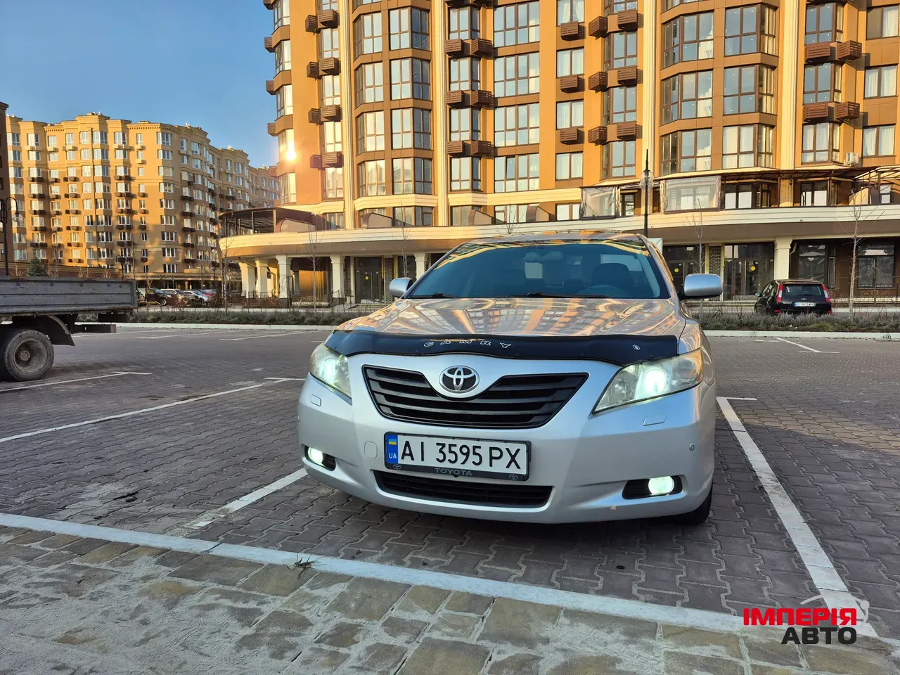 Toyota Camry - фото 8