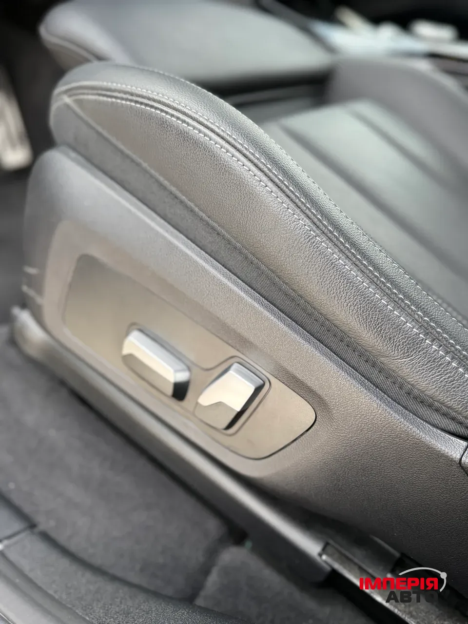 BMW iX3 - фото 12