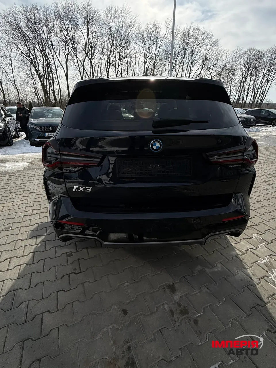 BMW iX3 - фото 39