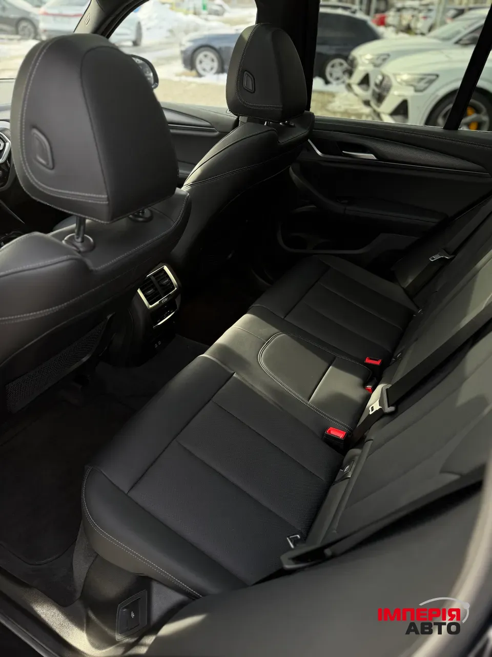 BMW iX3 - фото 18