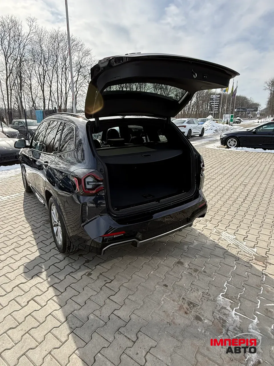 BMW iX3 - фото 47