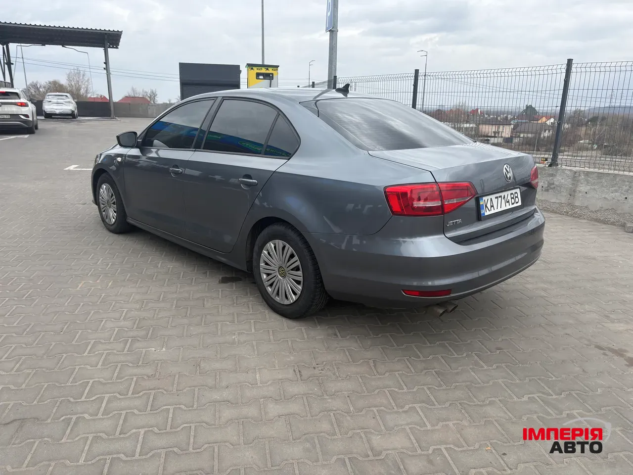 Volkswagen Jetta - фото 6