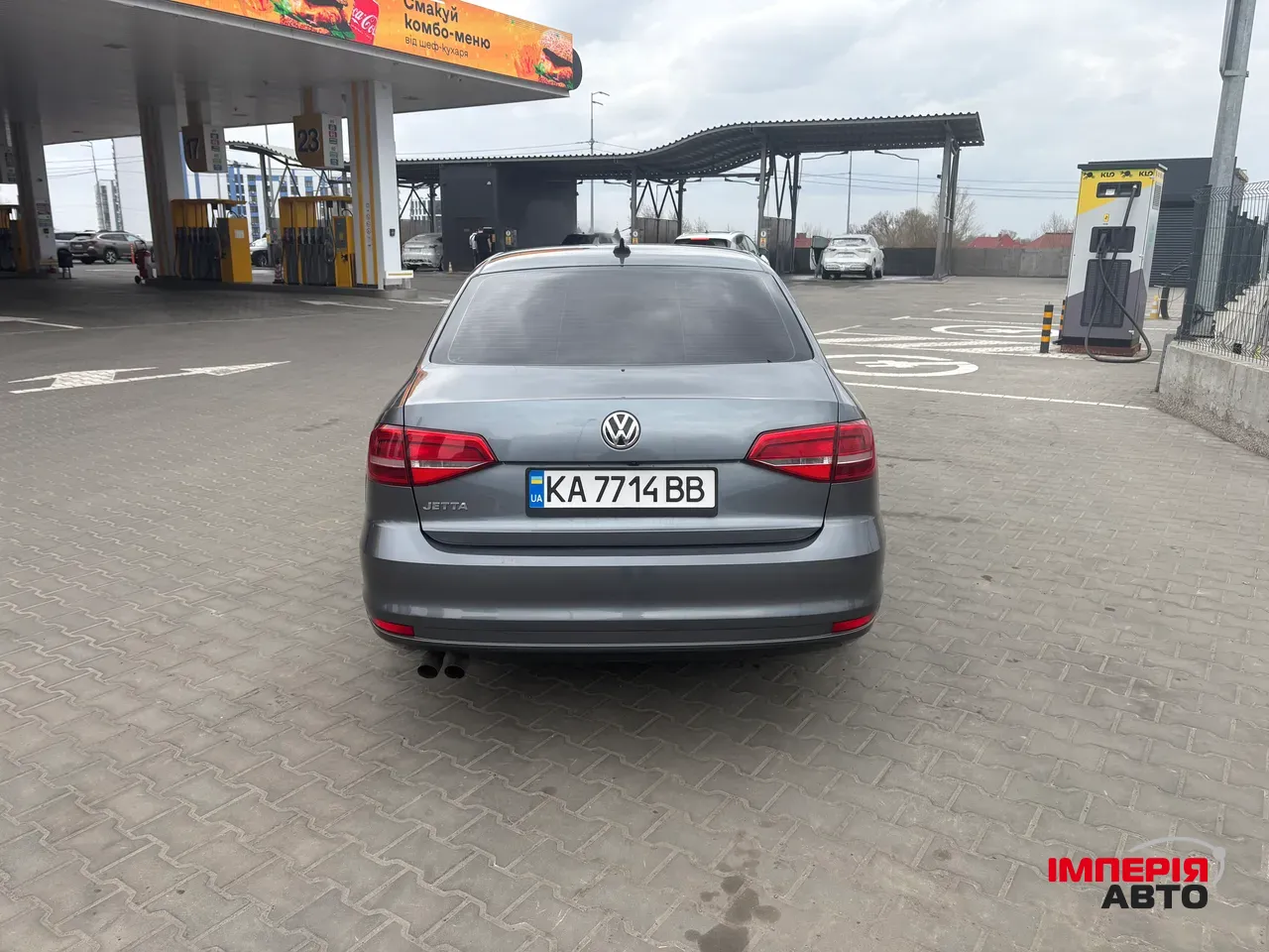 Volkswagen Jetta - фото 5