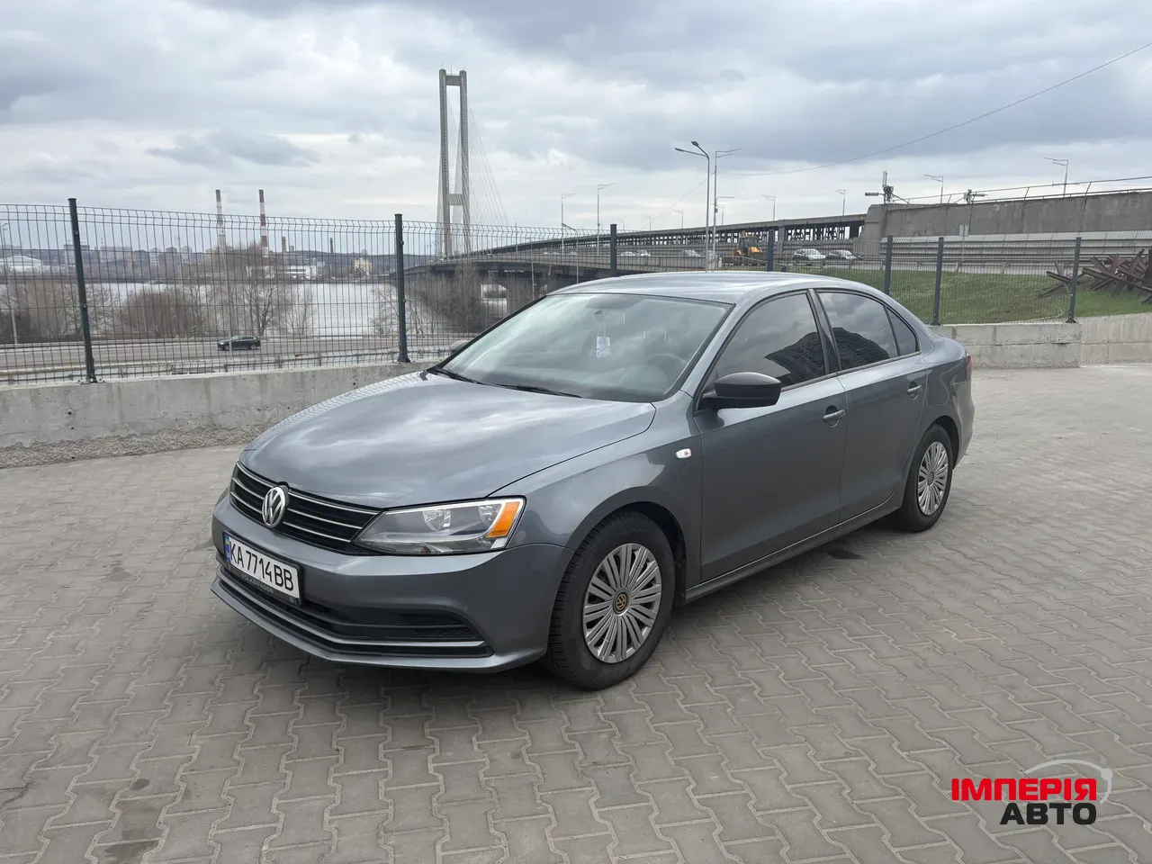 Volkswagen Jetta - фото 1