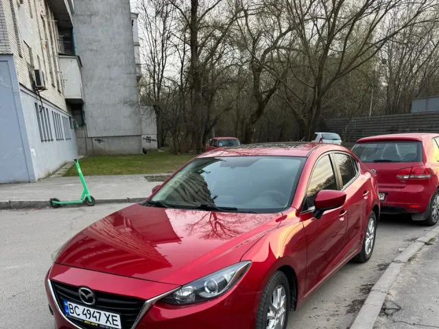 Mazda 3 - фото 1