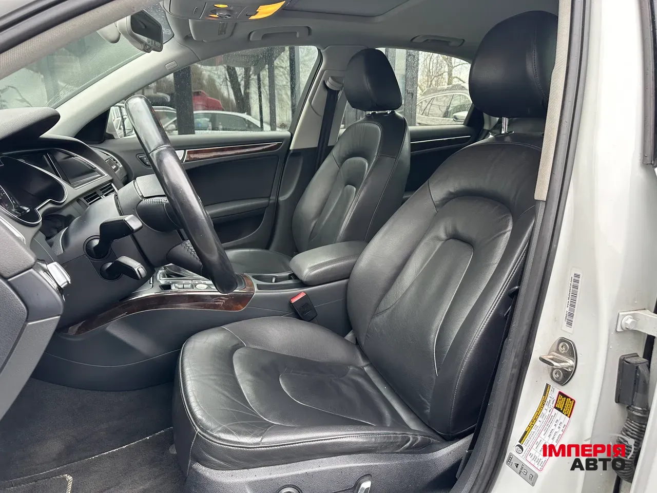 Audi A4 - фото 17