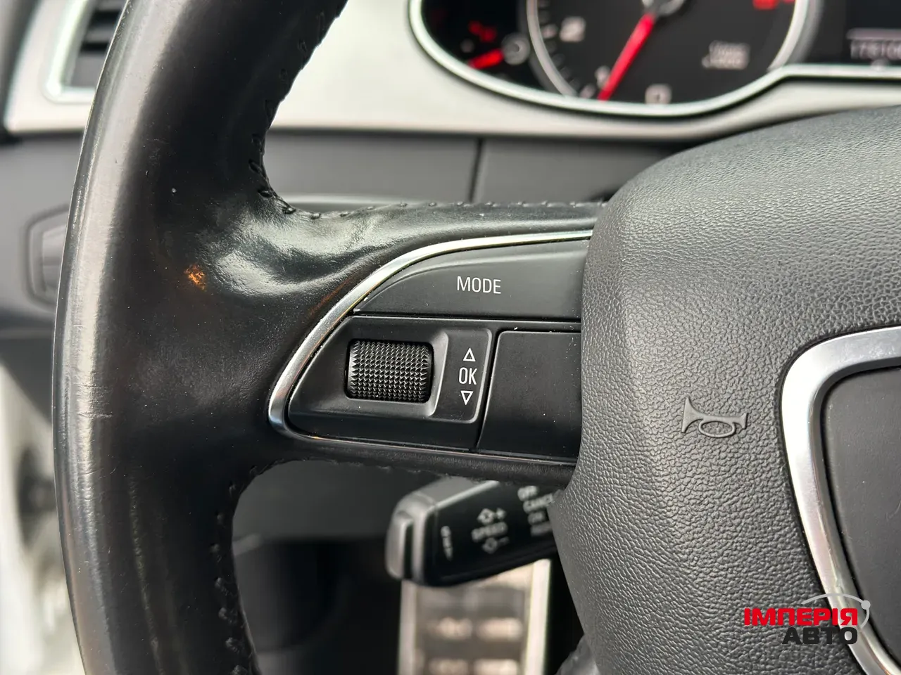 Audi A4 - фото 23