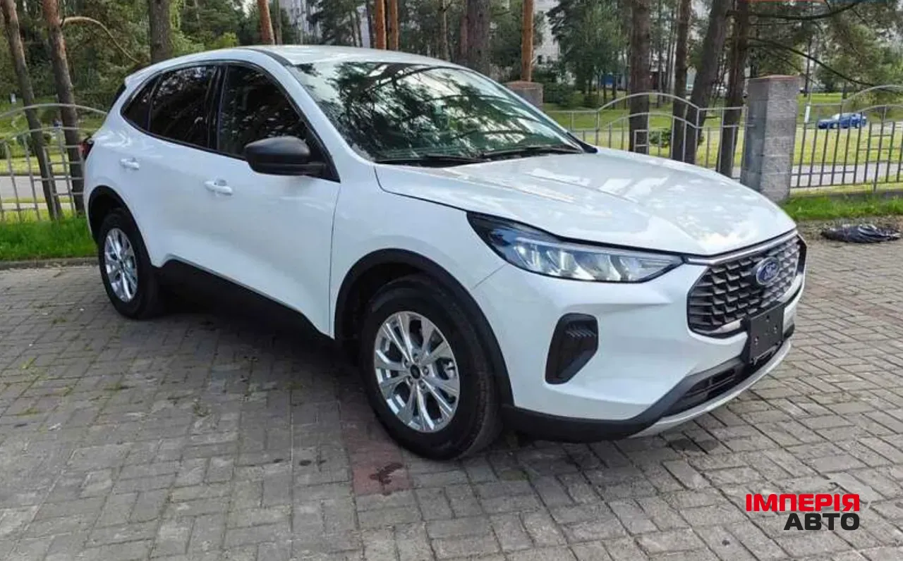 Ford Escape - фото 1