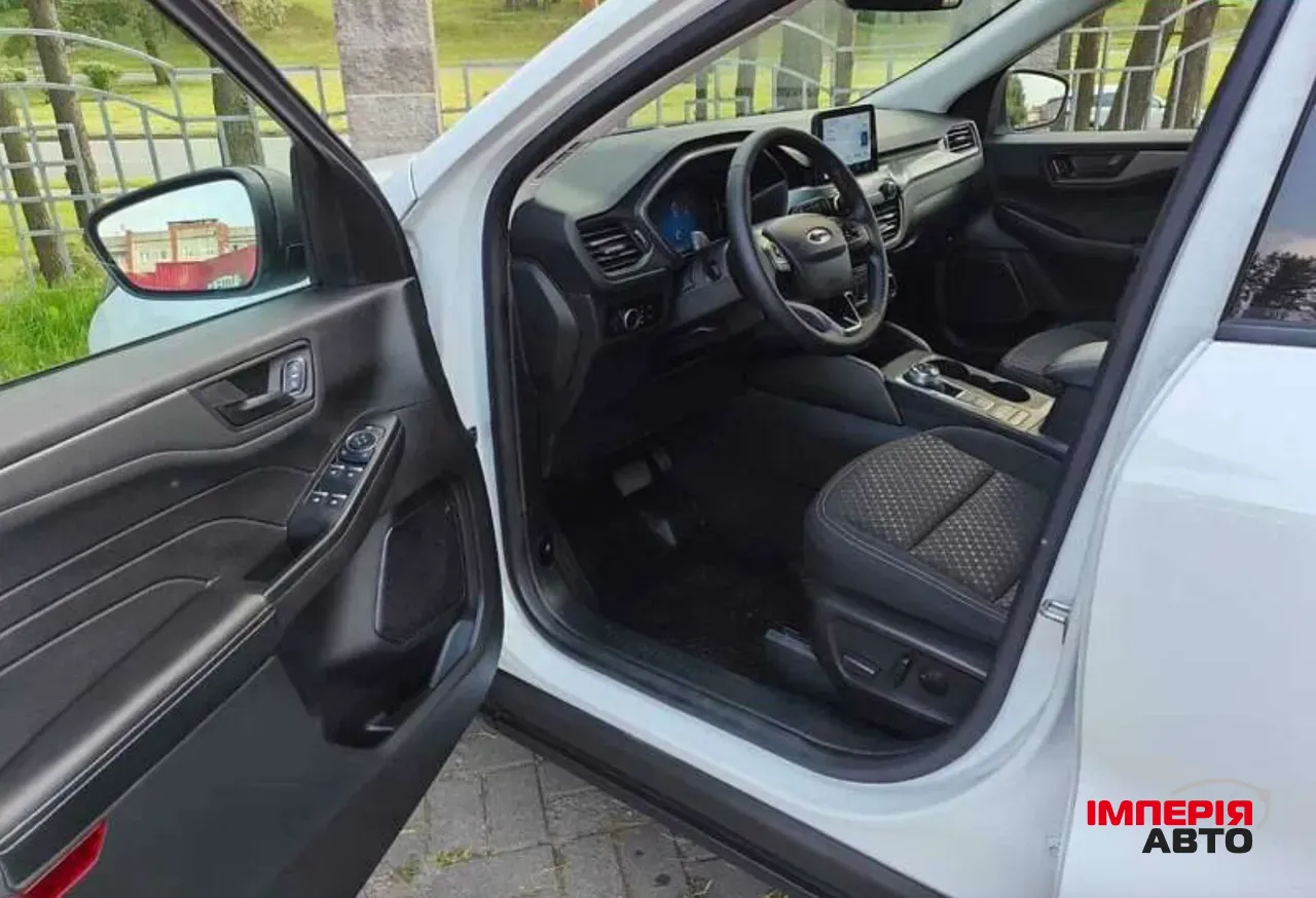 Ford Escape - фото 14