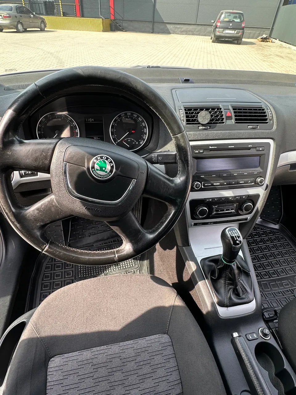 Skoda Octavia - фото 20