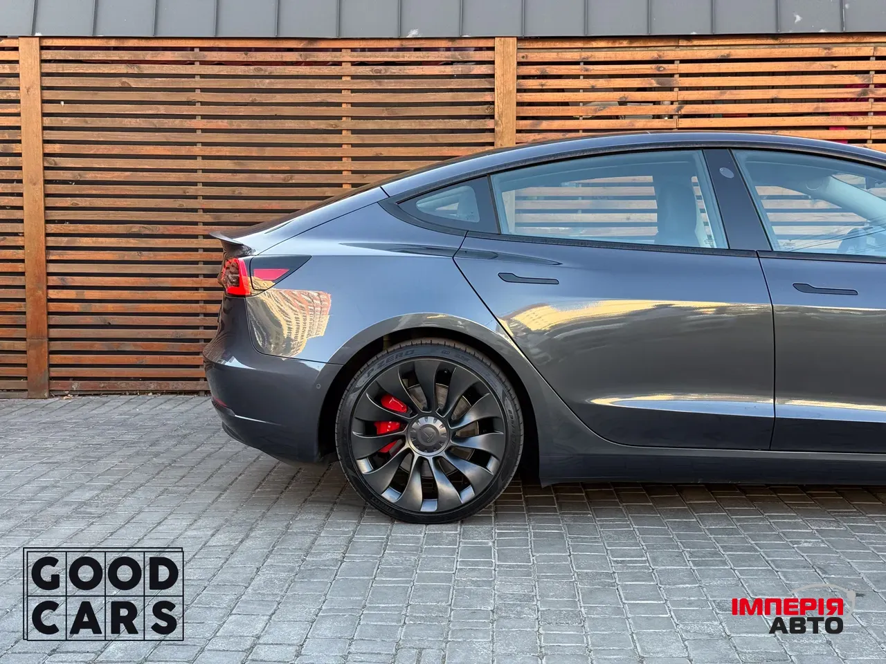 Tesla Model 3 - фото 14