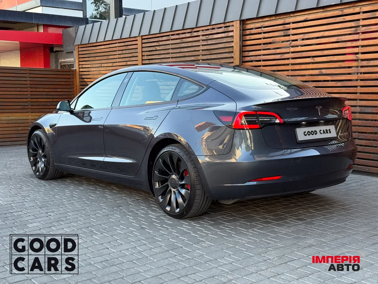 Tesla Model 3 - фото 5