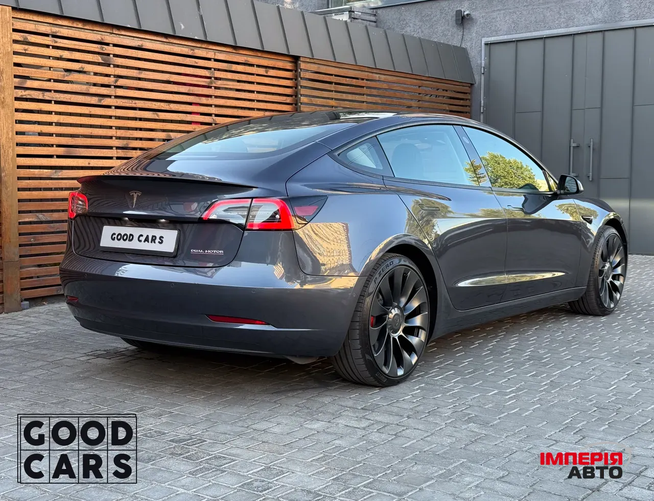 Tesla Model 3 - фото 7