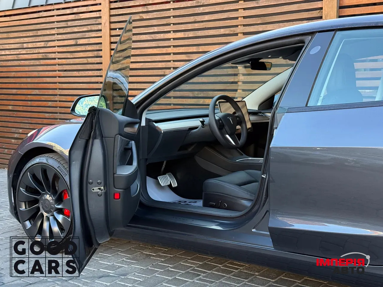 Tesla Model 3 - фото 18