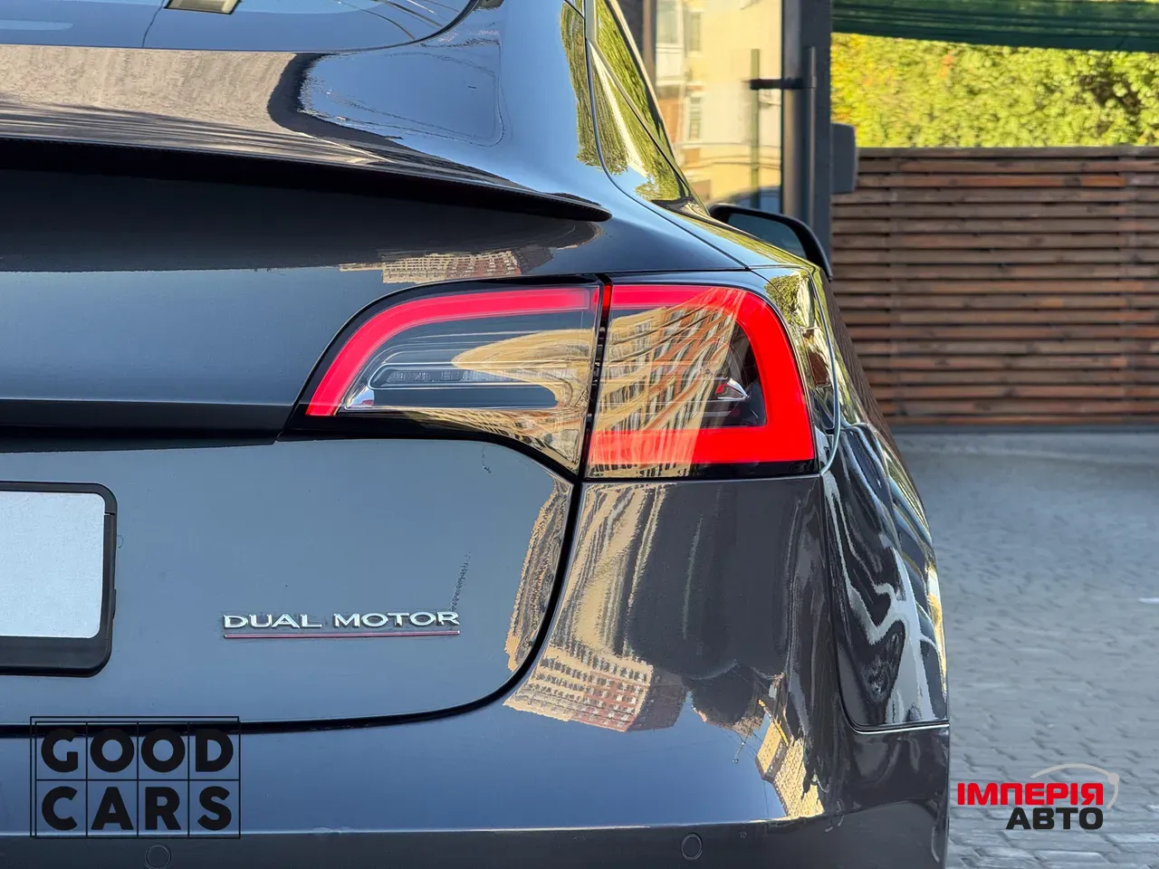 Tesla Model 3 - фото 11