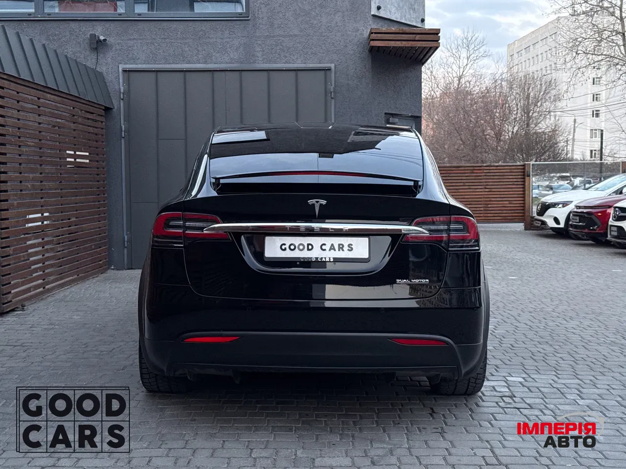 Tesla Model X - фото 6