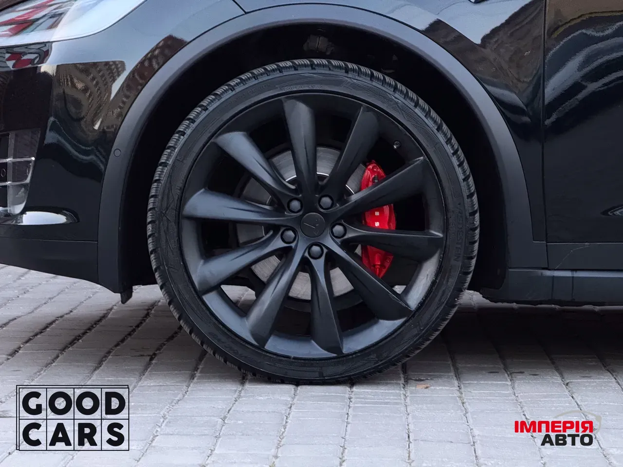 Tesla Model X - фото 7