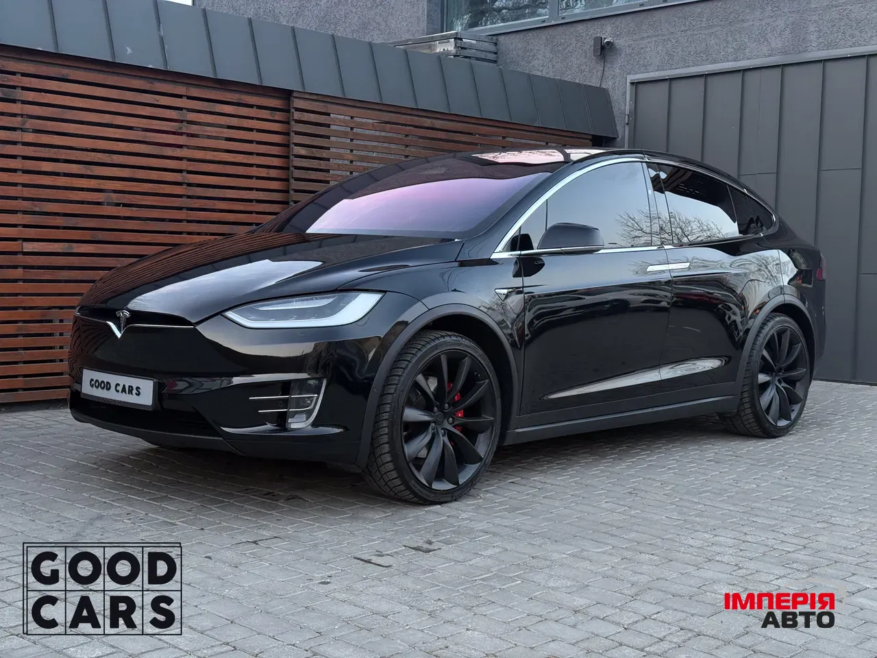 Tesla Model X - фото 3