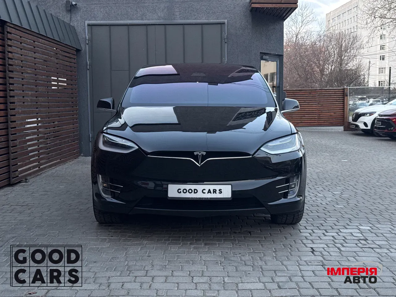 Tesla Model X - фото 2