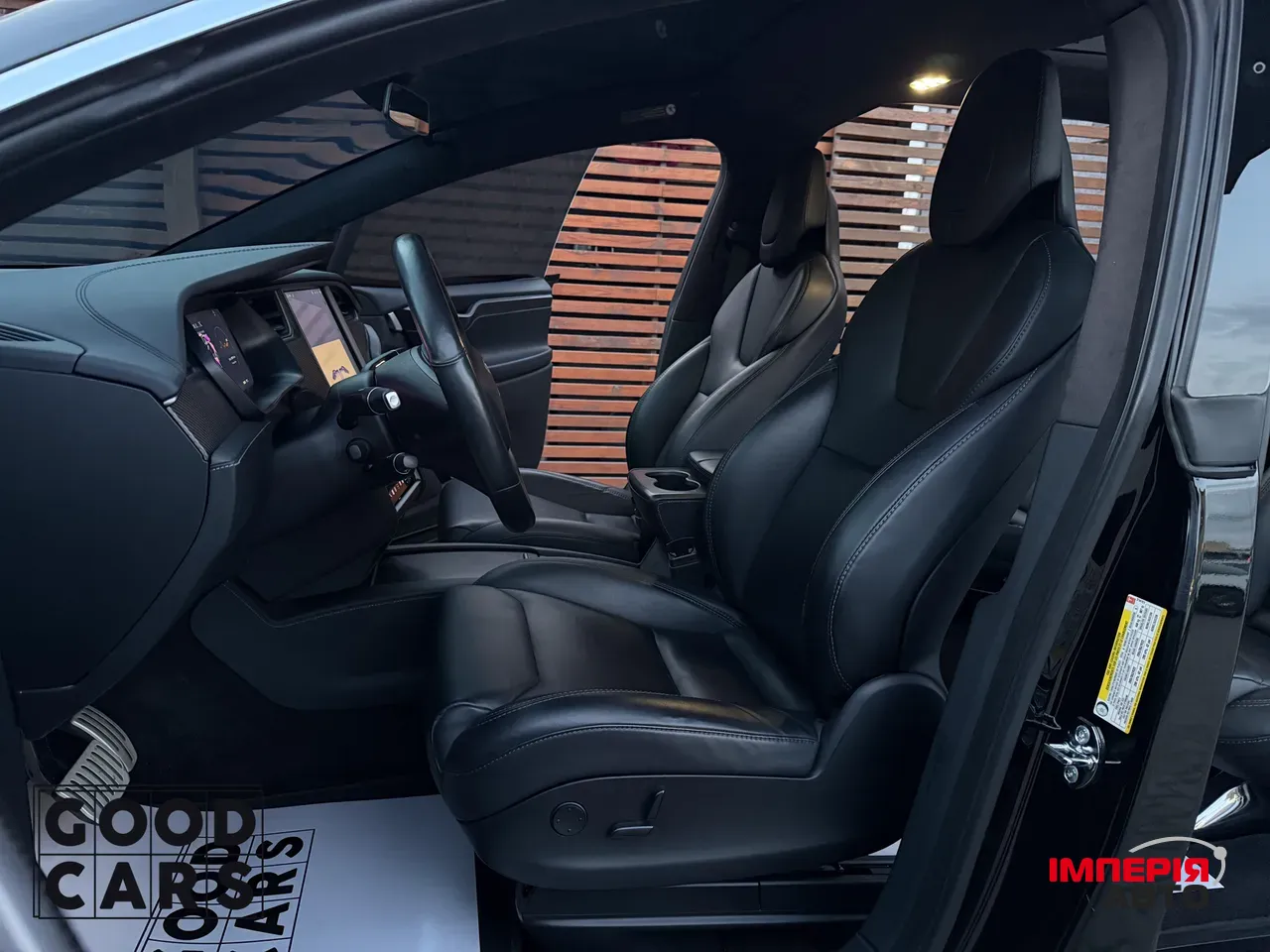 Tesla Model X - фото 23